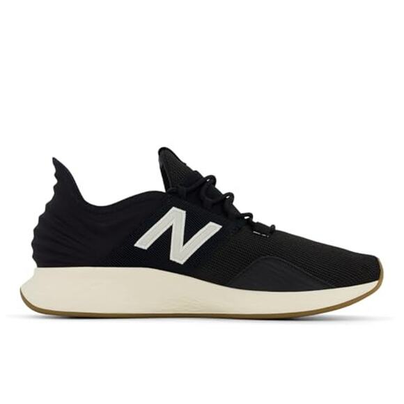 NWT New Balance Men\'s Fresh Foam Roav V1, Black/White, 10.5 M